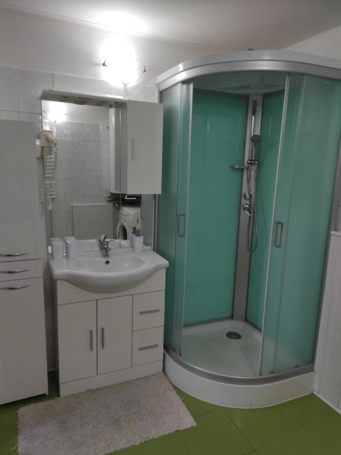 Apartmany Greg Ceske Budejovice Ngoại thất bức ảnh